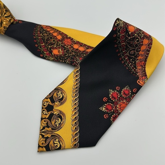 Vintage Gianni Versace Versus Colourful Baroque Print Silk Men's Neck Tie - Picture 6 of 7
